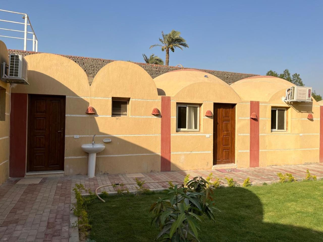 El Hawamdeya Sunset Guesthouse Abusir מראה חיצוני תמונה